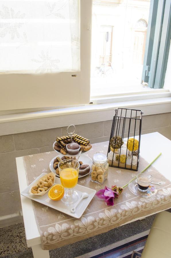 Ingrosso House Bed & Breakfast Lecce Ngoại thất bức ảnh