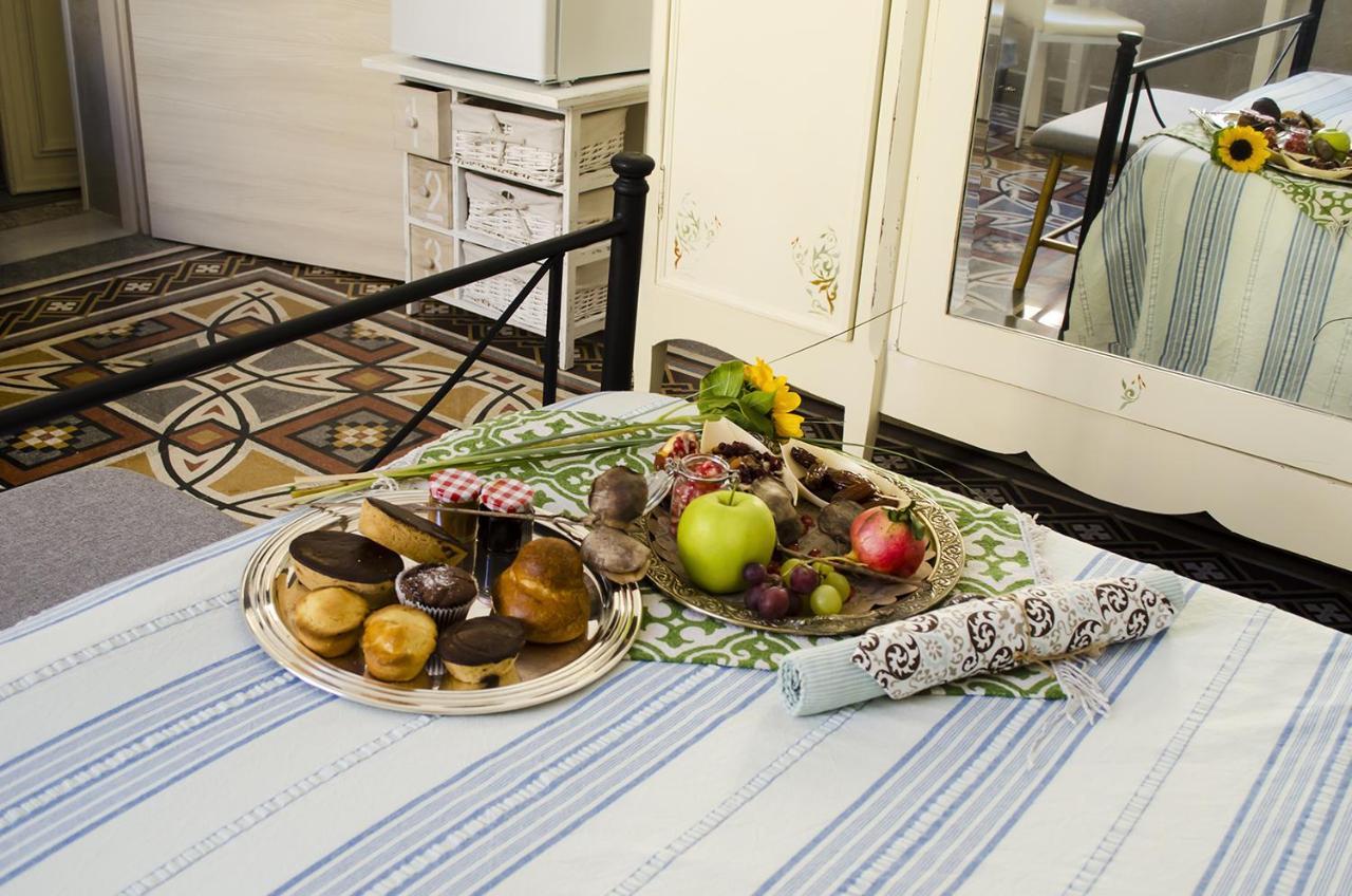 Ingrosso House Bed & Breakfast Lecce Ngoại thất bức ảnh