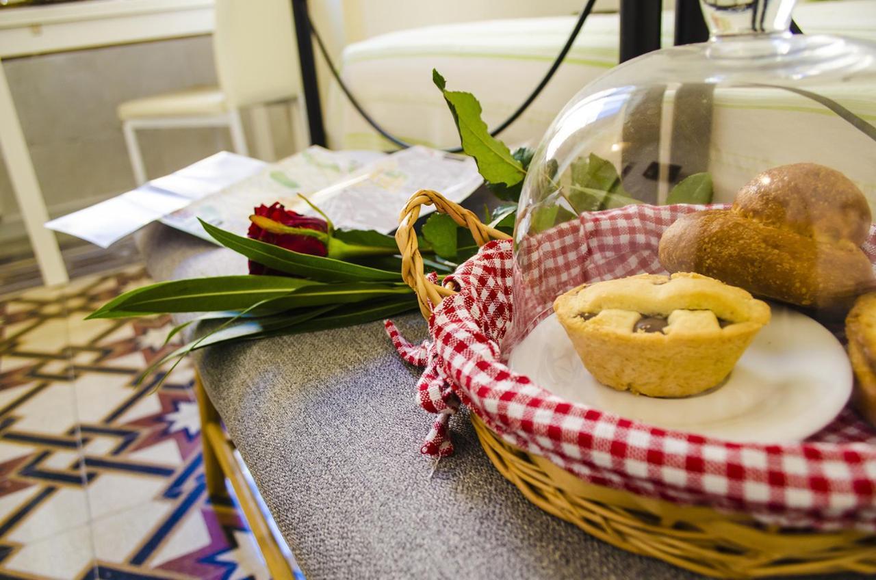 Ingrosso House Bed & Breakfast Lecce Ngoại thất bức ảnh