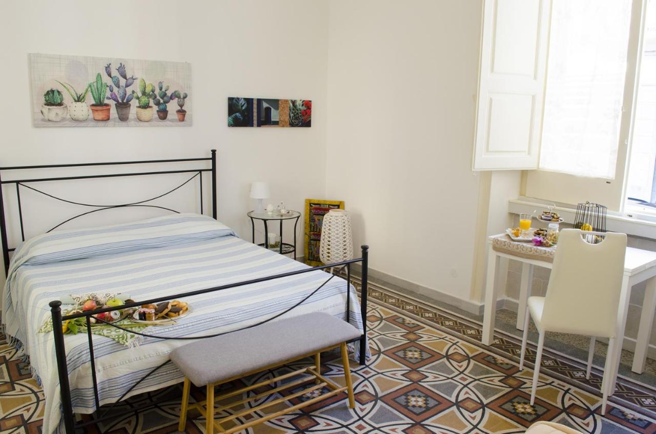Ingrosso House Bed & Breakfast Lecce Ngoại thất bức ảnh