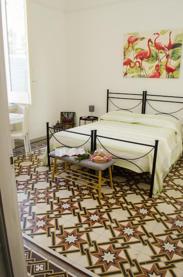 Ingrosso House Bed & Breakfast Lecce Ngoại thất bức ảnh