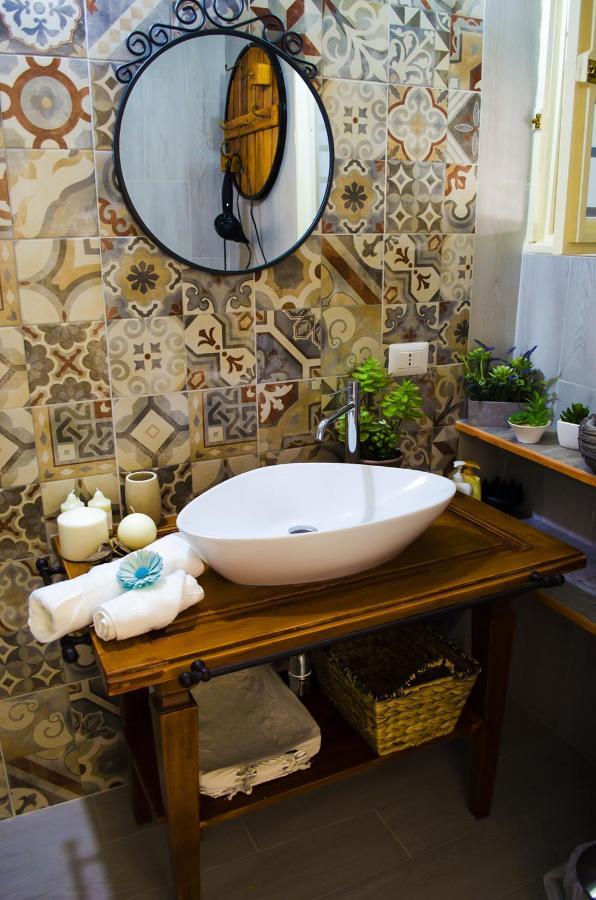Ingrosso House Bed & Breakfast Lecce Ngoại thất bức ảnh